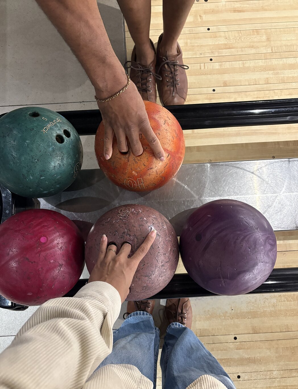 Barra Bowling Grill · family experience